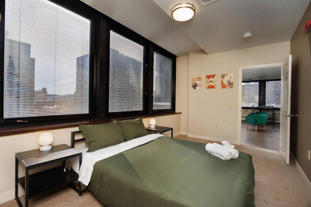 Luxe City Views Prime Location 24-7 Parking Gym Lounge Pittsburgh Dış mekan fotoğraf