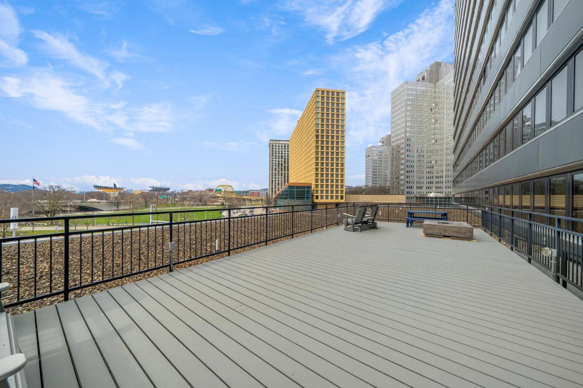 Luxe City Views Prime Location 24-7 Parking Gym Lounge Pittsburgh Dış mekan fotoğraf