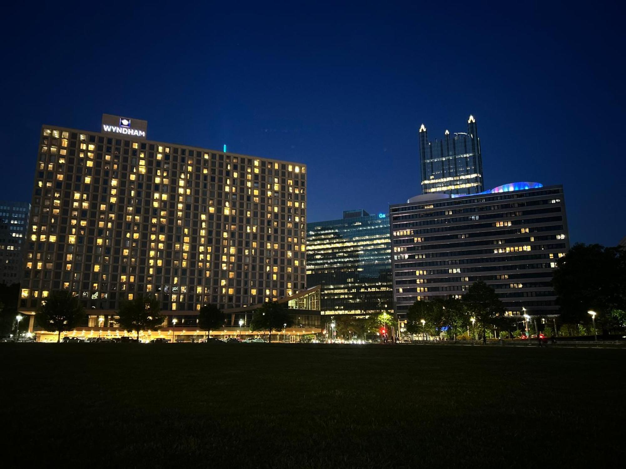 Luxe City Views Prime Location 24-7 Parking Gym Lounge Pittsburgh Dış mekan fotoğraf