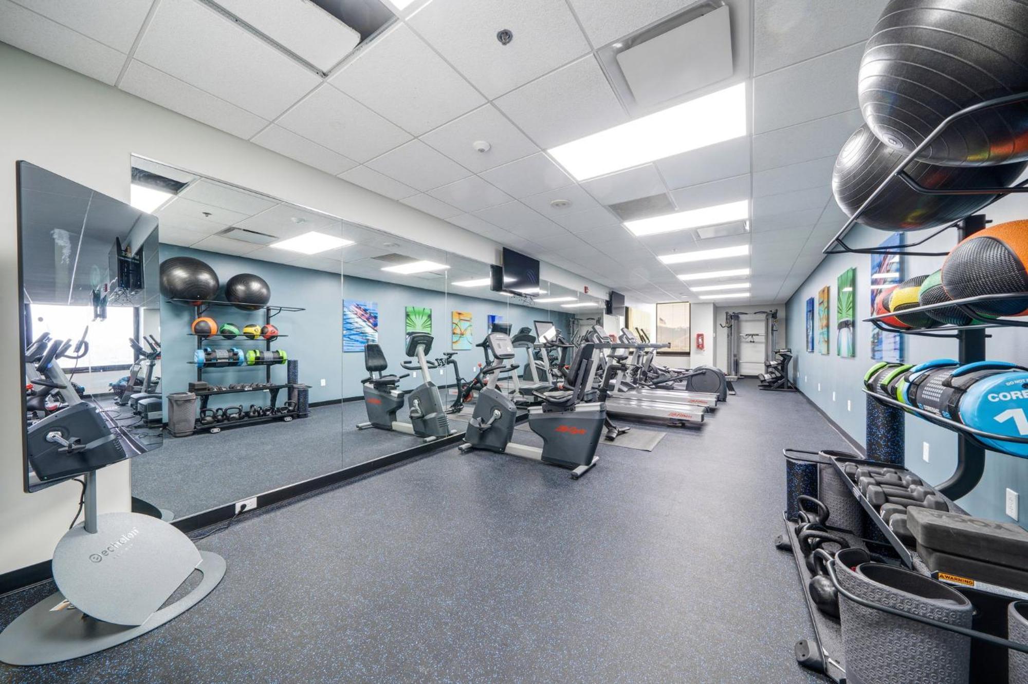 Luxe City Views Prime Location 24-7 Parking Gym Lounge Pittsburgh Dış mekan fotoğraf